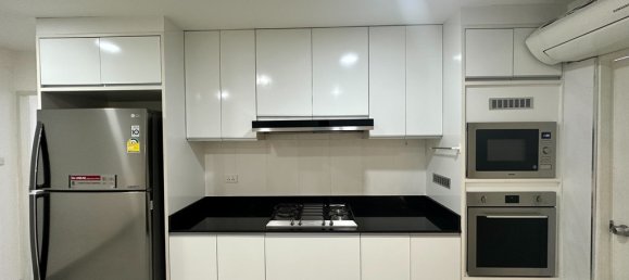 3 bedrooms Condo in Bangkok, Thailand No. 7919 7