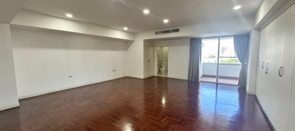 3 bedrooms Condo in Bangkok, Thailand No. 7919 8
