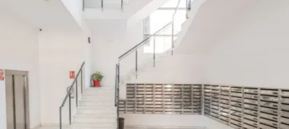 1 Schlafzimmer Doppelhaus in Madrid, Spain, Nr. 137360 32