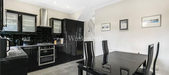 2 bedrooms Commercial property in Beckenham, United Kingdom No. 3494 5