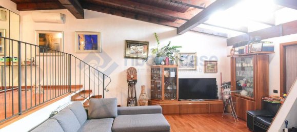 4 rooms Apartment in Seregno, Italy No. 143338 2