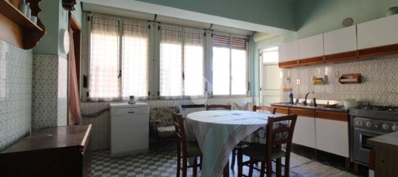 3 bedrooms Apartment in Reggio Calabria, Italy No. 118424 3