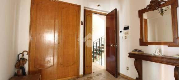 3 bedrooms Apartment in Reggio Calabria, Italy No. 118424 10