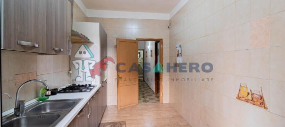 2-salle Appartement à Villabate, Italy No. 13138 3