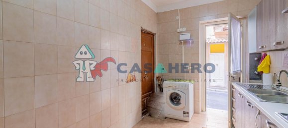 2-salle Appartement à Villabate, Italy No. 13138 6