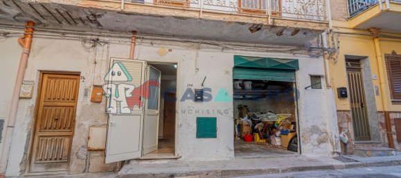 2-salle Appartement à Villabate, Italy No. 13138 25