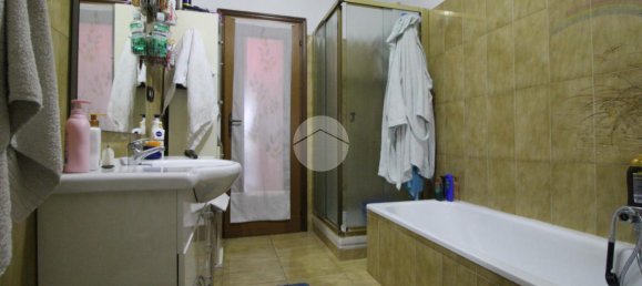 4غرفة شقة في Brandizzo, Italy رقم 4579 28