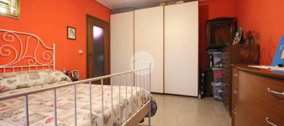 4غرفة شقة في Brandizzo, Italy رقم 4579 32