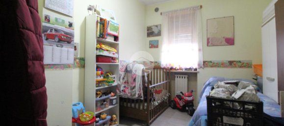 4غرفة شقة في Brandizzo, Italy رقم 4579 27