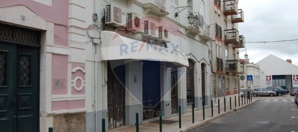 Здание 593м² в Вила Франка ди Шира, Португалия № 74465 6