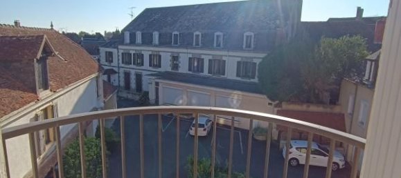 Apartamento de 1 dormitorio en La Chatre, France No. 215687 7