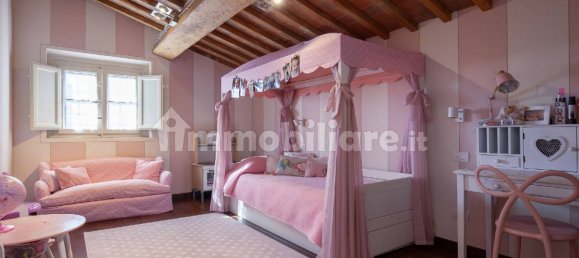 4 bedrooms Villa in Lucca, Italy No. 229141 17