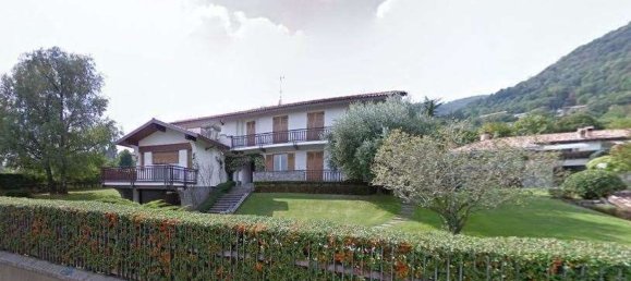 16غرفة فيلا في Erba, Italy رقم 2852 23