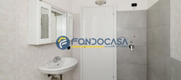 Apartamento de 2 dormitorios en Crespiatica, Italy No. 329814 16