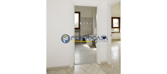 Apartamento de 2 dormitorios en Crespiatica, Italy No. 329814 12