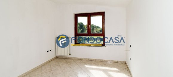 Apartamento de 2 dormitorios en Crespiatica, Italy No. 329814 13