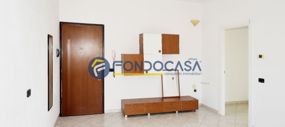 Apartamento de 2 dormitorios en Crespiatica, Italy No. 329814 4