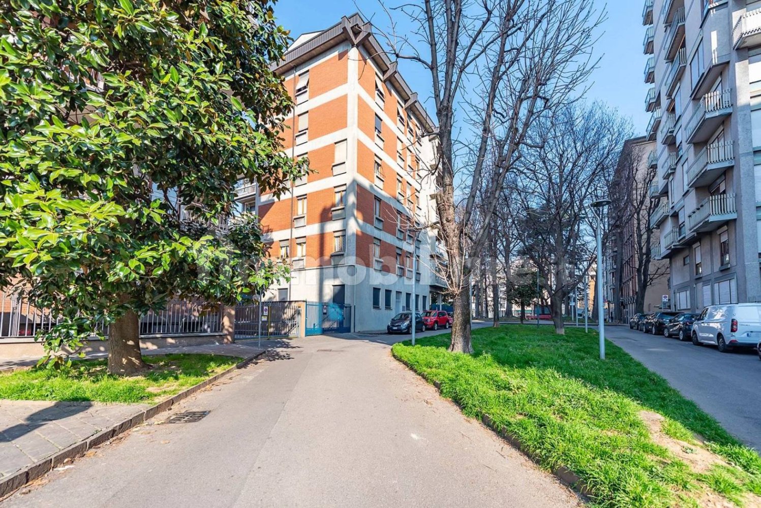 1 bedroom Apartment in Seregno, Italy No. 306030