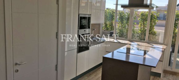 Ático de 2 dormitorios en Attard, Malta No. 4146 10