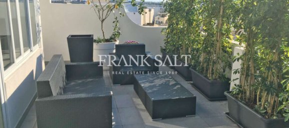 Ático de 2 dormitorios en Attard, Malta No. 4146 2