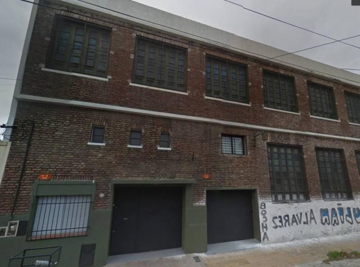 Imóvel comercial em Lanus, Argentina 700 m² N.º 29418
