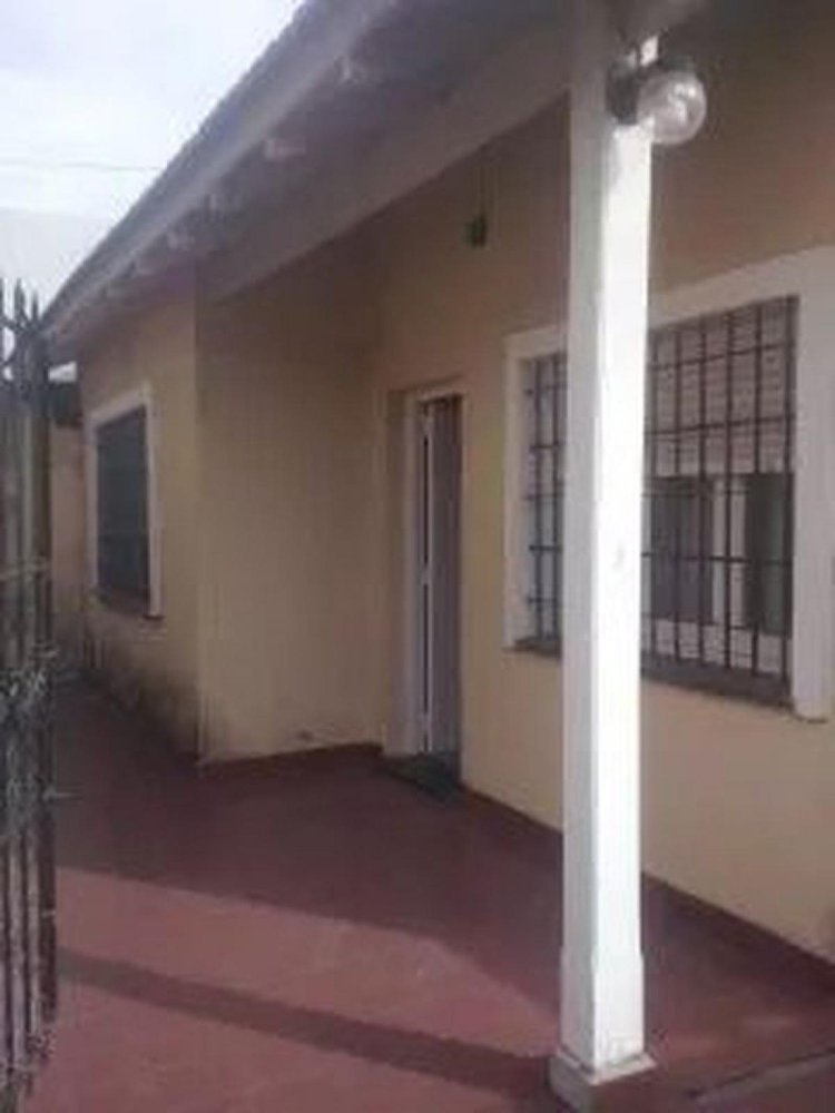 2 bedrooms House in Mar del Plata, Argentina No. 93047