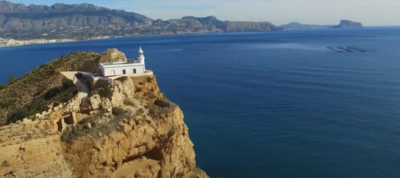 4 bedrooms Villa in Albir, Spain No. 9651 2