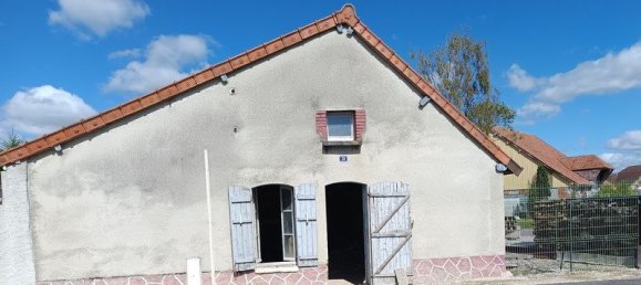 Studio in Anglure, France, Nr. 47772 4