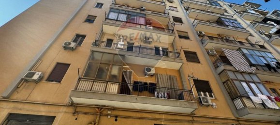 2 bedrooms Apartment in Palermo, Italy No. 127415 10