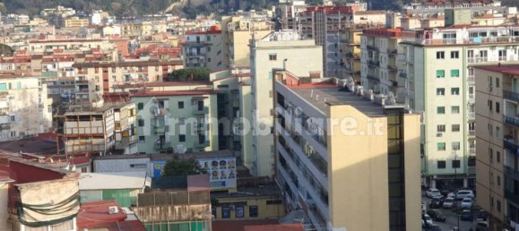 1 Schlafzimmer Wohnung in Naples, Italy, Nr. 212492 2