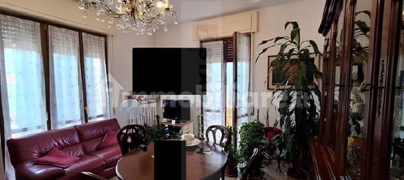 3 rooms Apartment in Voghera, Italy No. 202701 3