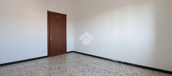 2-salle Appartement à Trezzo sull'Adda, Italy No. 220089 13