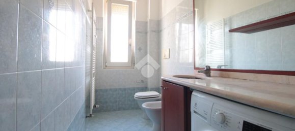 2-salle Appartement à Trezzo sull'Adda, Italy No. 220089 9