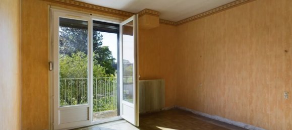 4 bedrooms House in Conflans-sur-Seine, France No. 250405 8