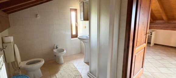 4 bedrooms House in Oggebbio, Italy No. 342739 12