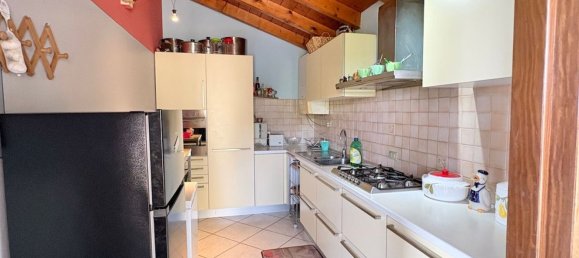 4 bedrooms House in Oggebbio, Italy No. 342739 4