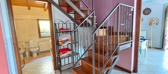 4 bedrooms House in Oggebbio, Italy No. 342739 10