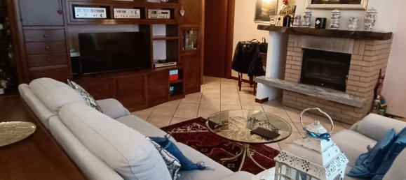 Villa T4 em Solbiate con Cagno, Italy N.º 362310 11