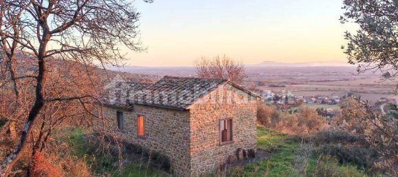 Дом с 2 спальнями в Кортона, Италия № 78860 3