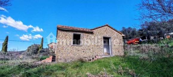 Дом с 2 спальнями в Кортона, Италия № 78860 22