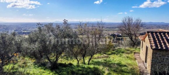 Дом с 2 спальнями в Кортона, Италия № 78860 23