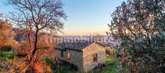 Дом с 2 спальнями в Кортона, Италия № 78860 25