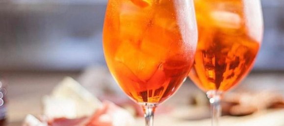 70m² Commercial property in Piacenza, Italy No. 381688 3