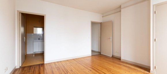 3 chambres Appartement à Aigueperse, France No. 265272 7