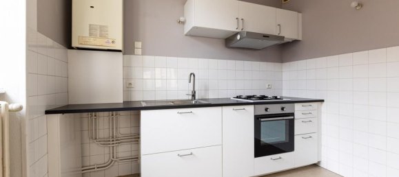 3 chambres Appartement à Aigueperse, France No. 265272 3
