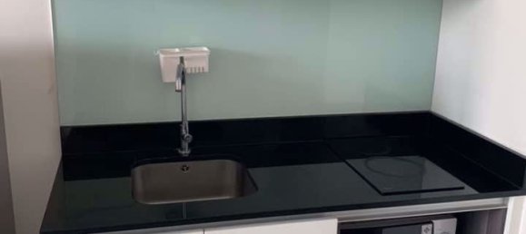 Кондоминиум с 1 спальней в Дин Даенг, Таиланд № 10027 4