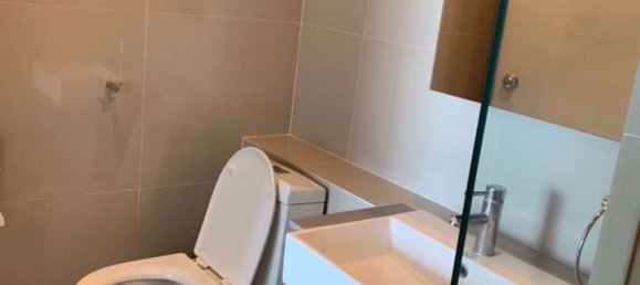 Кондоминиум с 1 спальней в Дин Даенг, Таиланд № 10027 8