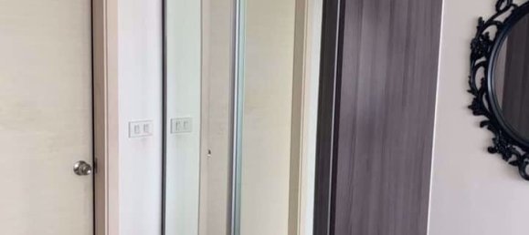 Кондоминиум с 1 спальней в Дин Даенг, Таиланд № 10027 6