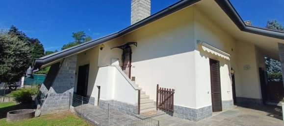 7 bedrooms Villa in Lambrugo, Italy No. 362318 44