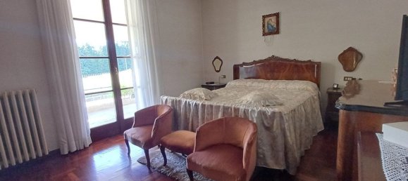 7 bedrooms Villa in Lambrugo, Italy No. 362318 15